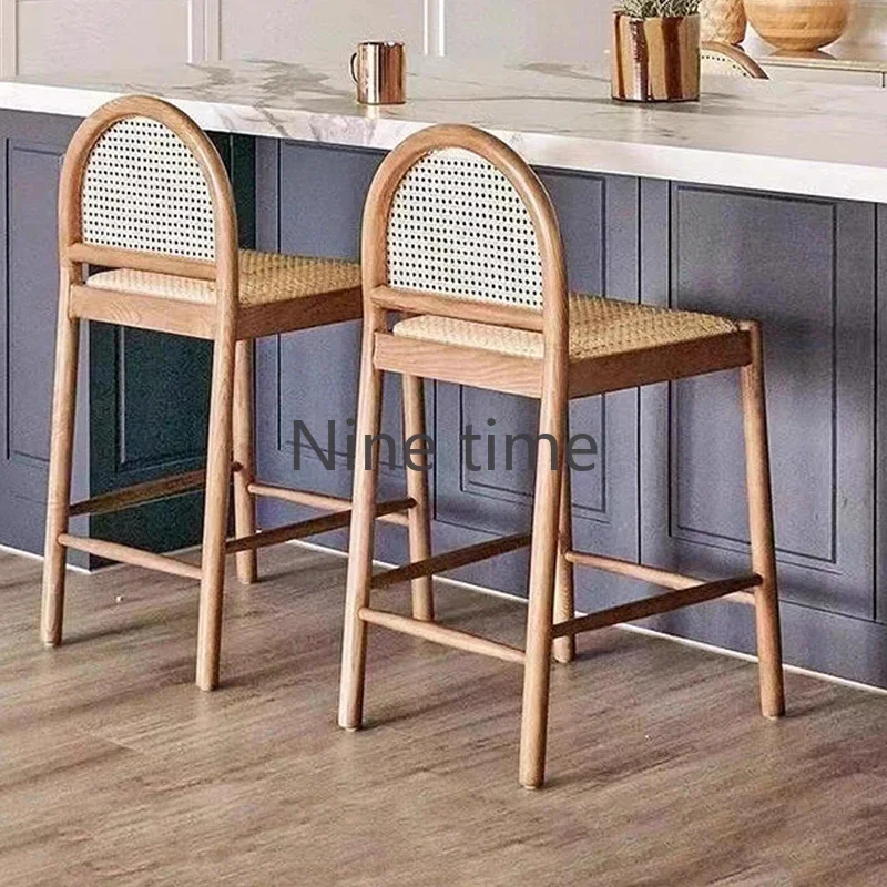 كرسي بار للمطبخ من الخشب الصلب - مراجعة Home Bar Stools وسعره